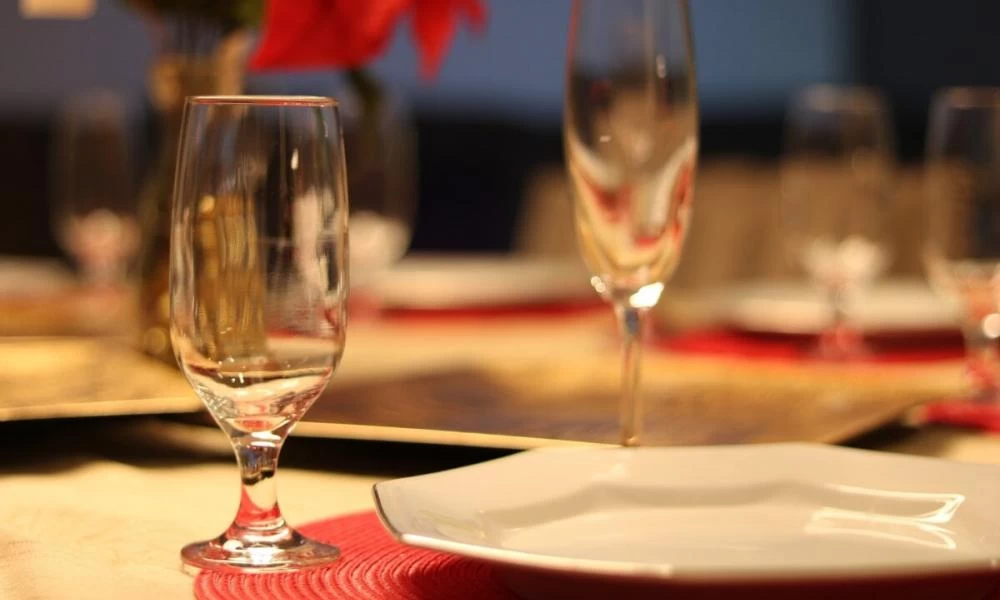 Σχέδιο αποτροπής Ρεβεγιόν: Με ή χωρίς καταγγελία η αστυνομία θα μπαίνει στα σπίτια